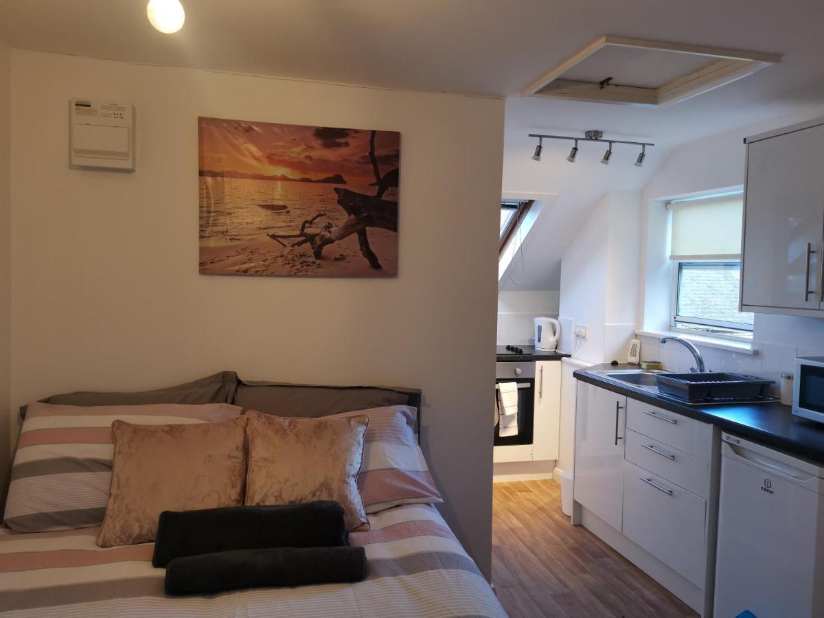 Unique Studio III With Free Wifi Apartment Maidstone Exterior photo